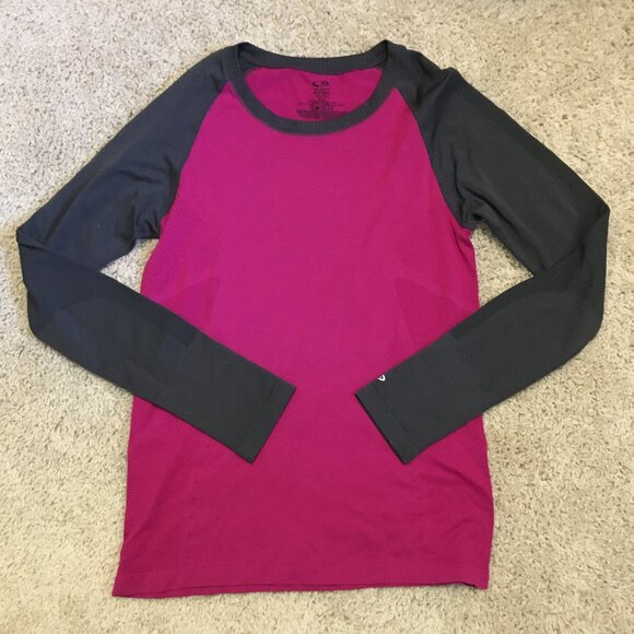 Retro Two Colour Raglan Sleeve Athletic Top - Picture 9 of 13